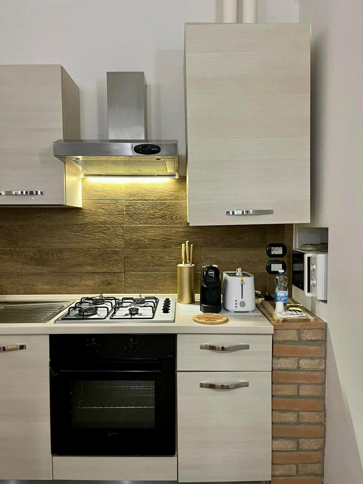 Апартаменты Residenza Corrado By Almanova Residenze Мантуя Экстерьер фото