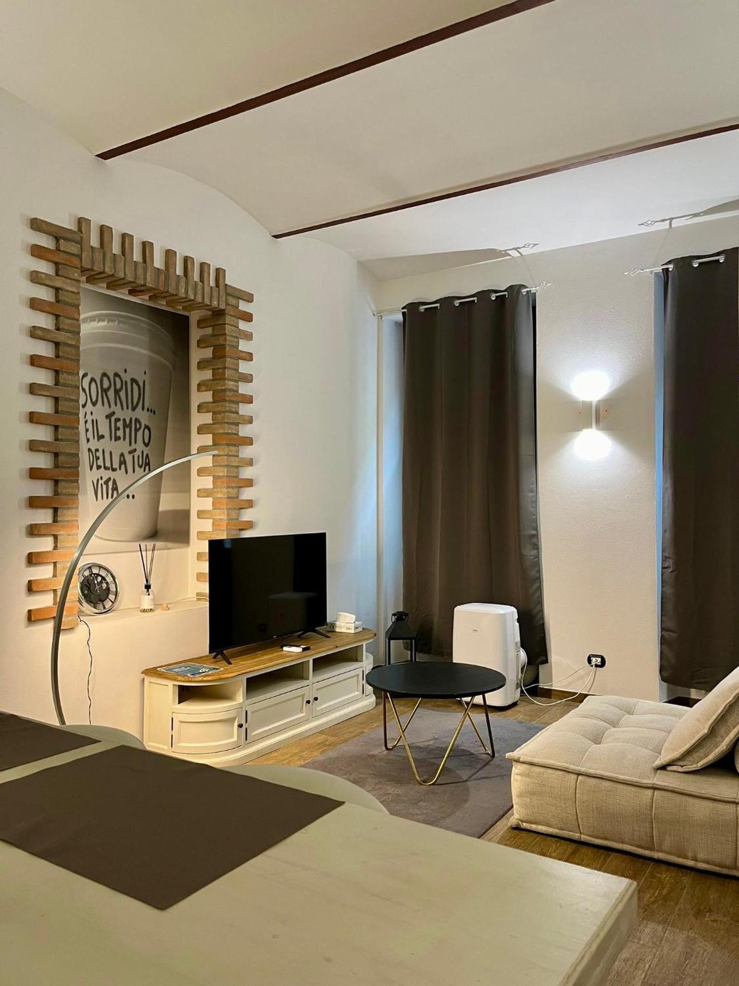 Апартаменты Residenza Corrado By Almanova Residenze Мантуя Экстерьер фото